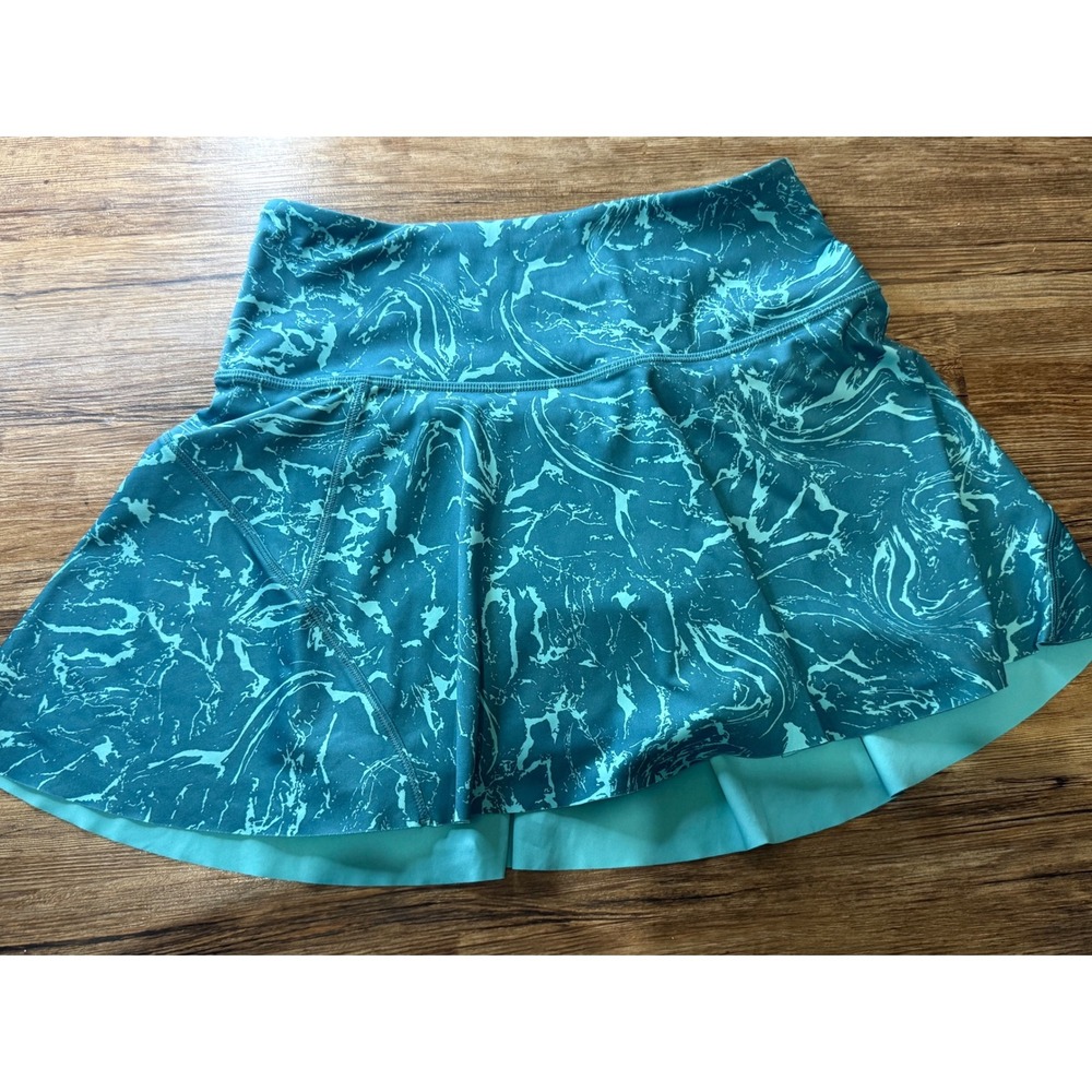Athleta Ace Print Tennis Skort XS Teal Marble Golf Pickleball Activewear NWOT